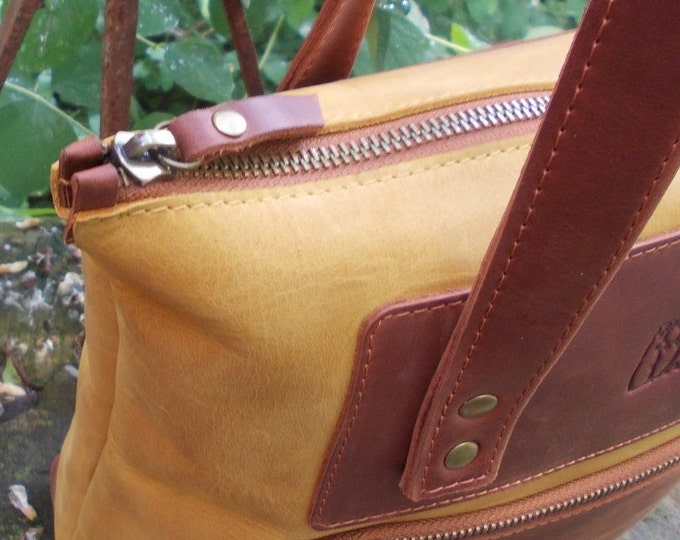 Leather Handbag, Leather Shoulder bag, Leather tote bag, Zipper Tote bag, Large tote bag, Large woman bag, Leather bag with zipper