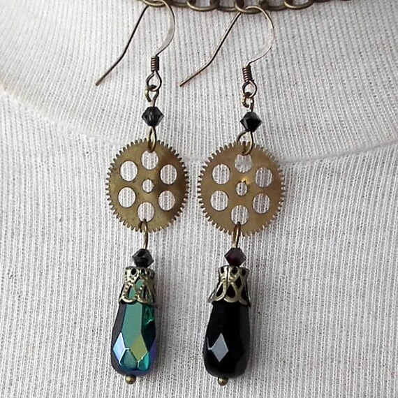 Steampunk earrings with black cristals drops and gears b6fe-002 by FranZainalSteampunk steampunk buy now online