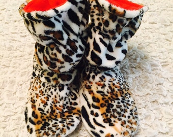 Womens slippers ,Home boots,House slippers ,Socks brown red leopard,Velours,Warm slippers-
