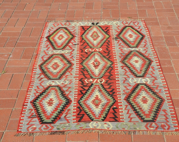 kilim rug, red kilim rug, vintage turkish rug, bohemian rug, boho decor, turkish kilim rug, pattern rug, boho rug, anatolian kilim rug