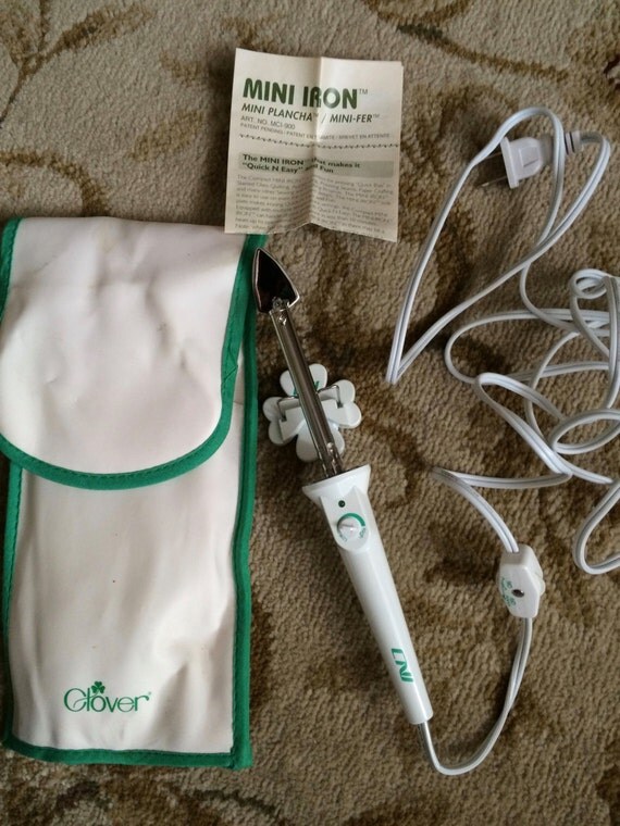 Clover Mini Iron with Cooling Storage CaseTested Never