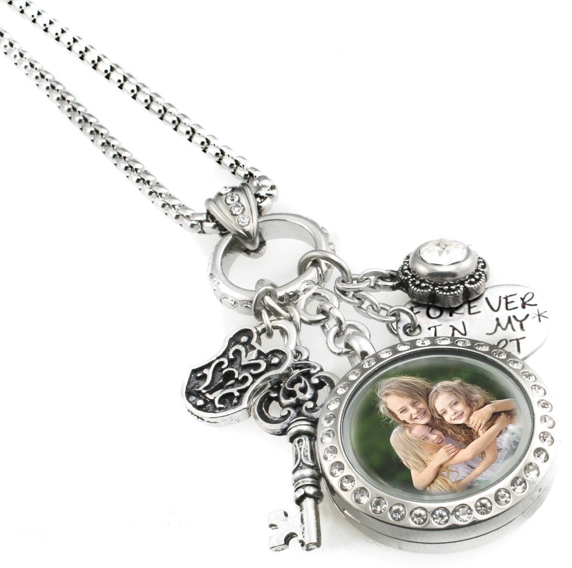 Personalized Mothers Jewelry Moms Locket Necklace Custom