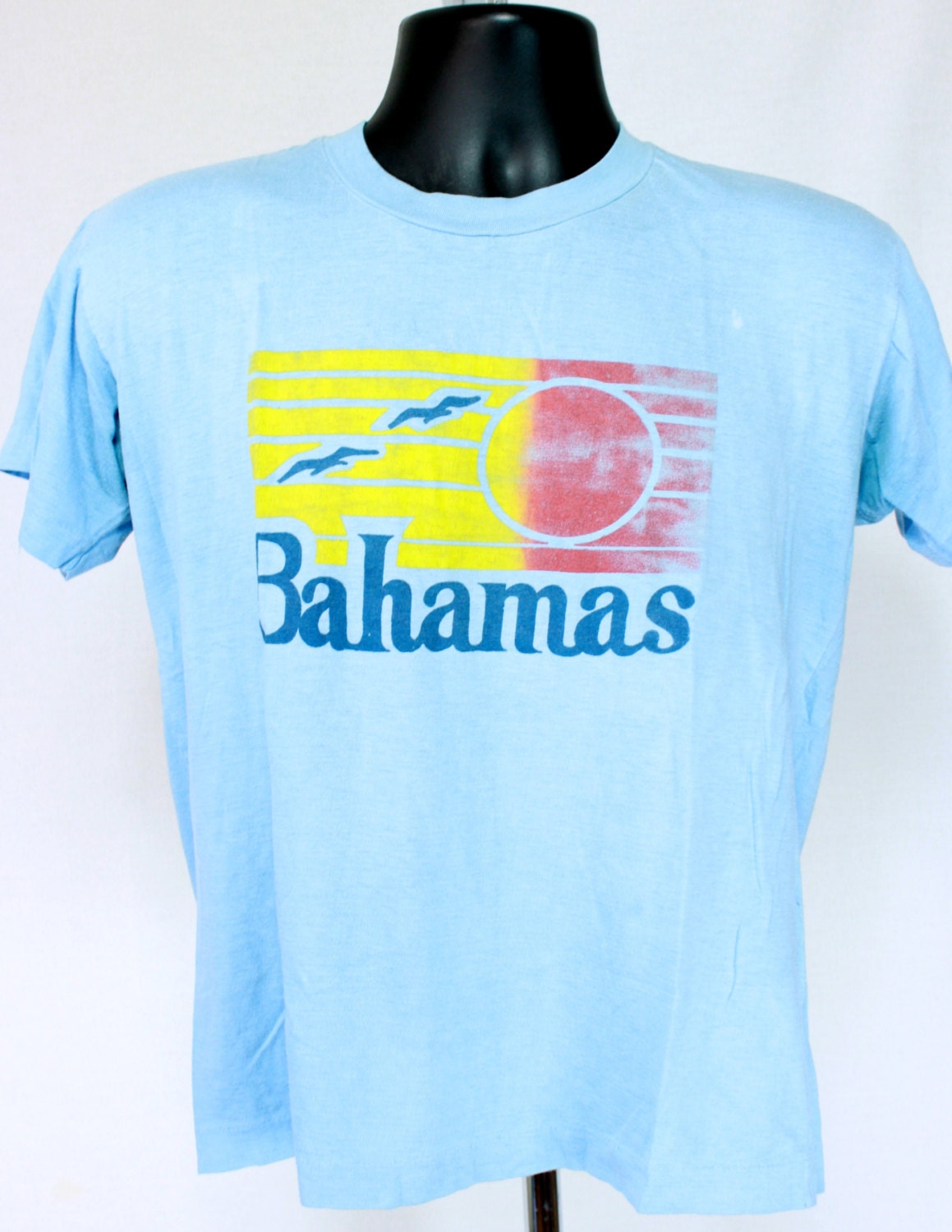 Vintage 70s T Shirt / Vintage Vacation T Shirt / Tropical