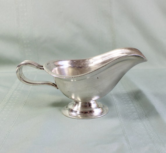 Silver Plate Gravy Boat Vintage/ Antique Reed & Barton Silver