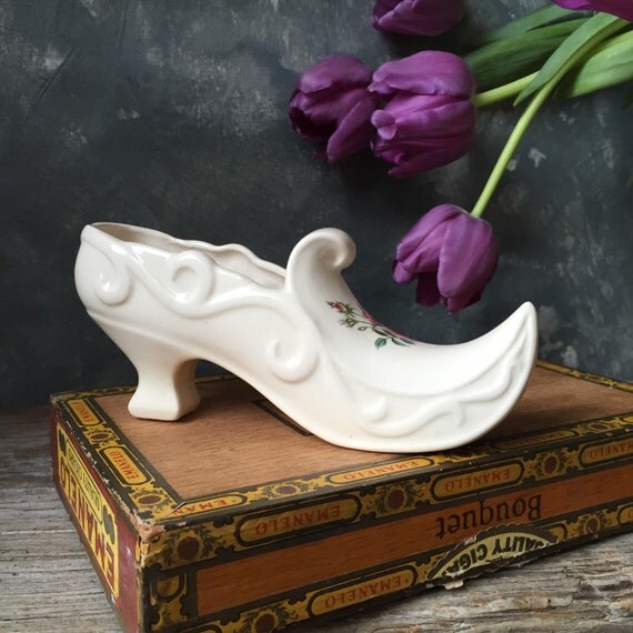 Vintage Ceramic Shoe Figurine Vintage Ceramic Shoe Planter