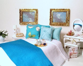 Modern Dollhouse White Linen Bedding Set/White Linen Dollhouse Bed Set/1:12 Scale Dollhouse Bedding/Dollhouse Miniatures/Dollhouse Bed Linen