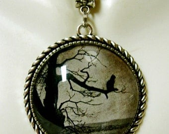 Steinlen cat on a limb pendant with chain - CAP25-004