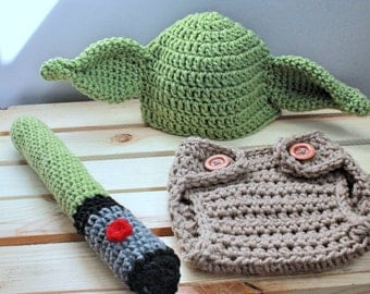Crochet newborn Yoda Star Wars inspired baby photo prop hat, lightsaber, diaper cover |halloween costume|sizes: newborn to 24 months availab