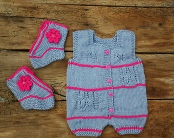 Newborn girl romper, Knitted baby clothes, summer baby clothing, gray baby booties, baby boutique clothing, knitted baby booties, trend 2017