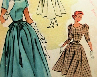 vintage McCall's 8761 Sewing Pattern, 1950s Dress Pattern, Full Skirted Dress Ballet Length, Bust 32, Sleeve Variation, 1950s Sewing Pattern