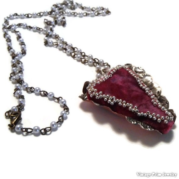 Red Velvet Heart Peal Bead Pendent Necklace by VintagePrimJewelry