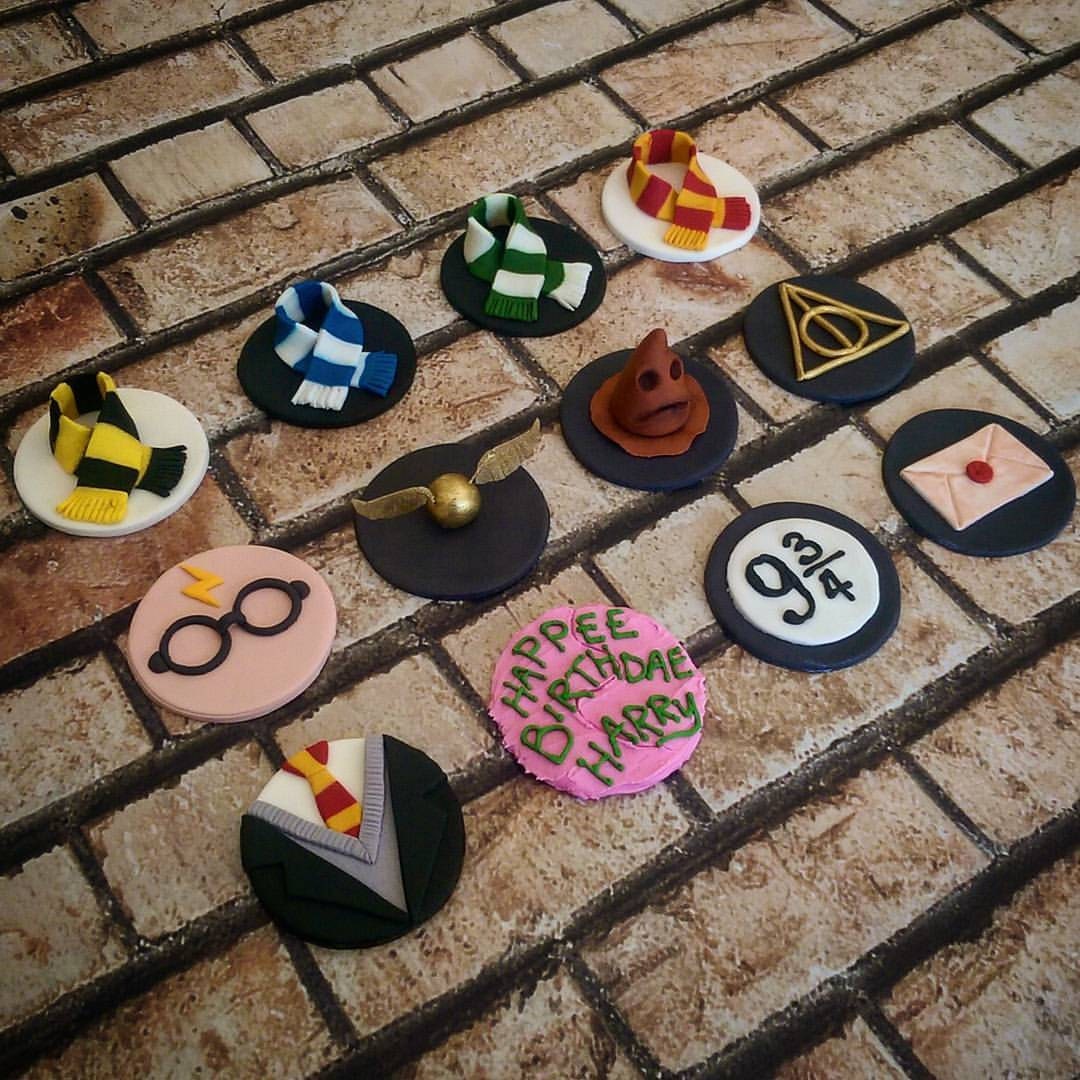 Harry Potter Fondant Cupcake Toppers Set of 12 MADE TO