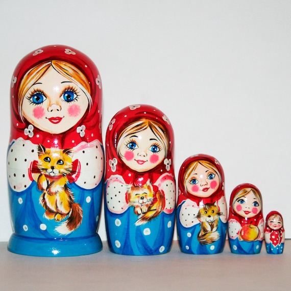 Nesting Doll with cats nesting dolls russian matryoshka