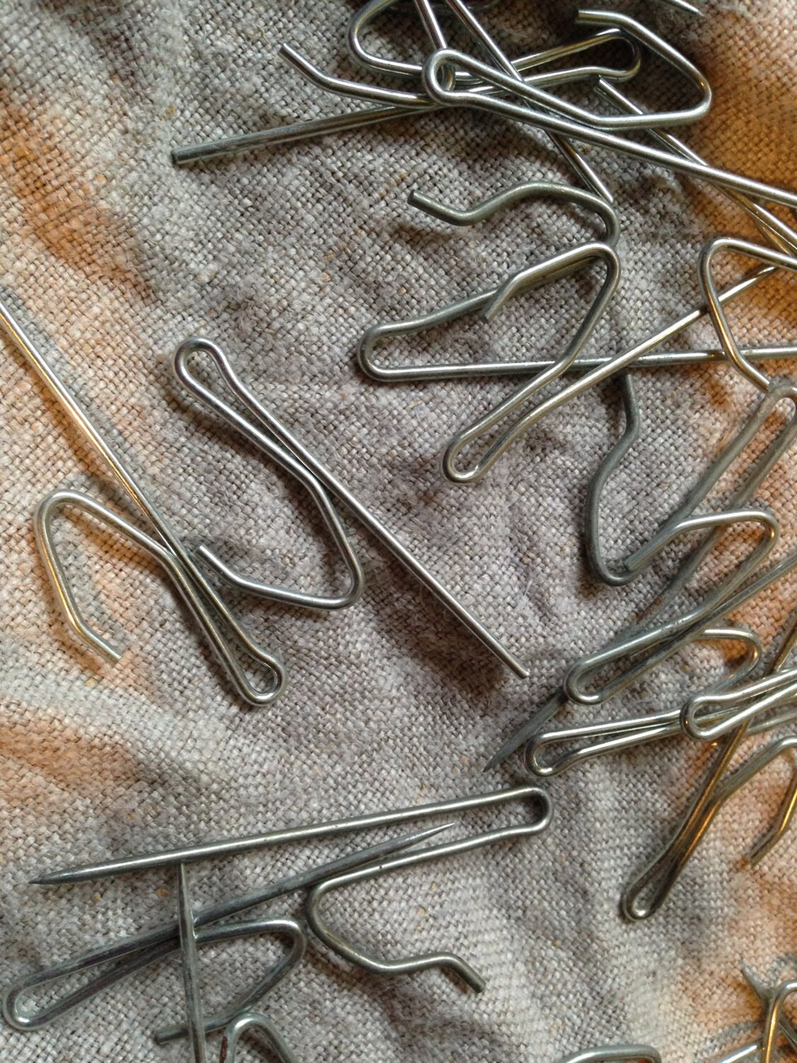 38 Vintage Curtain DRAPERY HOOKS Straight Single Prong Pleater