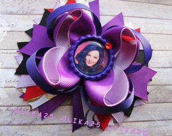 Descendants hair bow Disney descendants Birthday gift for her Mal bow Descendants party Boutique bows Toddler headband Bows for baby girls