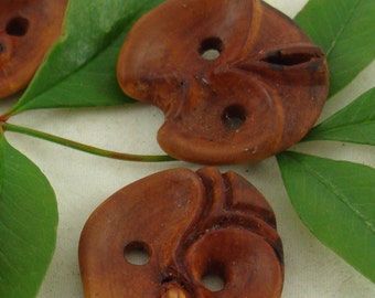 Wooden Buttons from Erica arborea