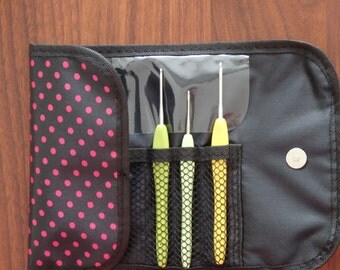 Crocet case black, haaknaalden etui zwart, crochet aiguilles cas,agujas de ganchillo de casos, Häkelnadeln Fall, crochet case polka dot