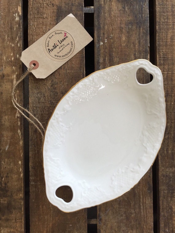 HEART SHAPE HANDLE White and Gold Rim Trinket Dish - Royal Albert Fine Bone China Oval Sandwich Plate - Small Decorative Vintage China
