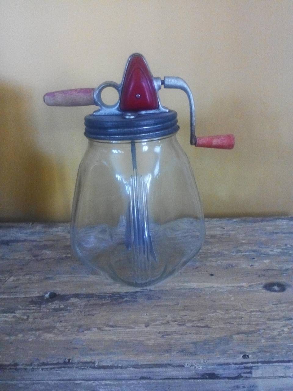 Antique 4 qt square butter churn