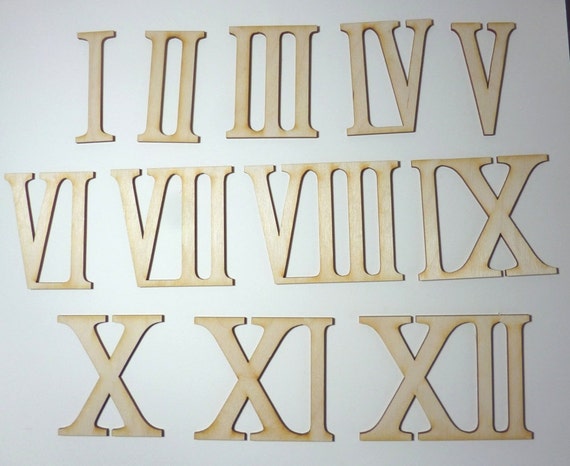 Römische Zahlen aus Holz von I bis XII