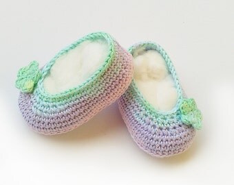 Crochet baby shoes, crochet baby ballet shoes, crochet shoes, crochet baby booties, baby shower gift, crochet booties, newborn baby slippers
