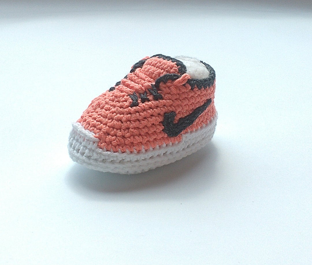 Crochet baby Nike booties crochet Nike shoes crochet shoes