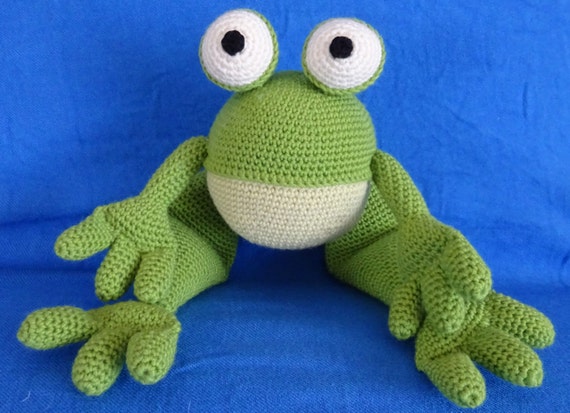 crochet frog stuffed animal