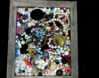 1 lb lot of Broken Vintage to Modern Jewelry Grab Bag - Necklaces, Beads, Bracelets, Earrings Destash for Jewelry Making, Upcycle, Crafts G