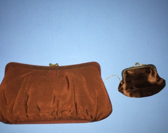 Garay Vintage Clutch with Retro Top Clasp and Attached Change Purse