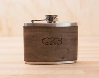 Monogram Flask - Custom Leather Flask in leather and stainless steel - Antique Black - 4oz