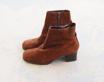 vintage 90s Ankle Boots - 1990s Brown Suede Chelsea Boots - Chunky Heel Boots Sz 7 38