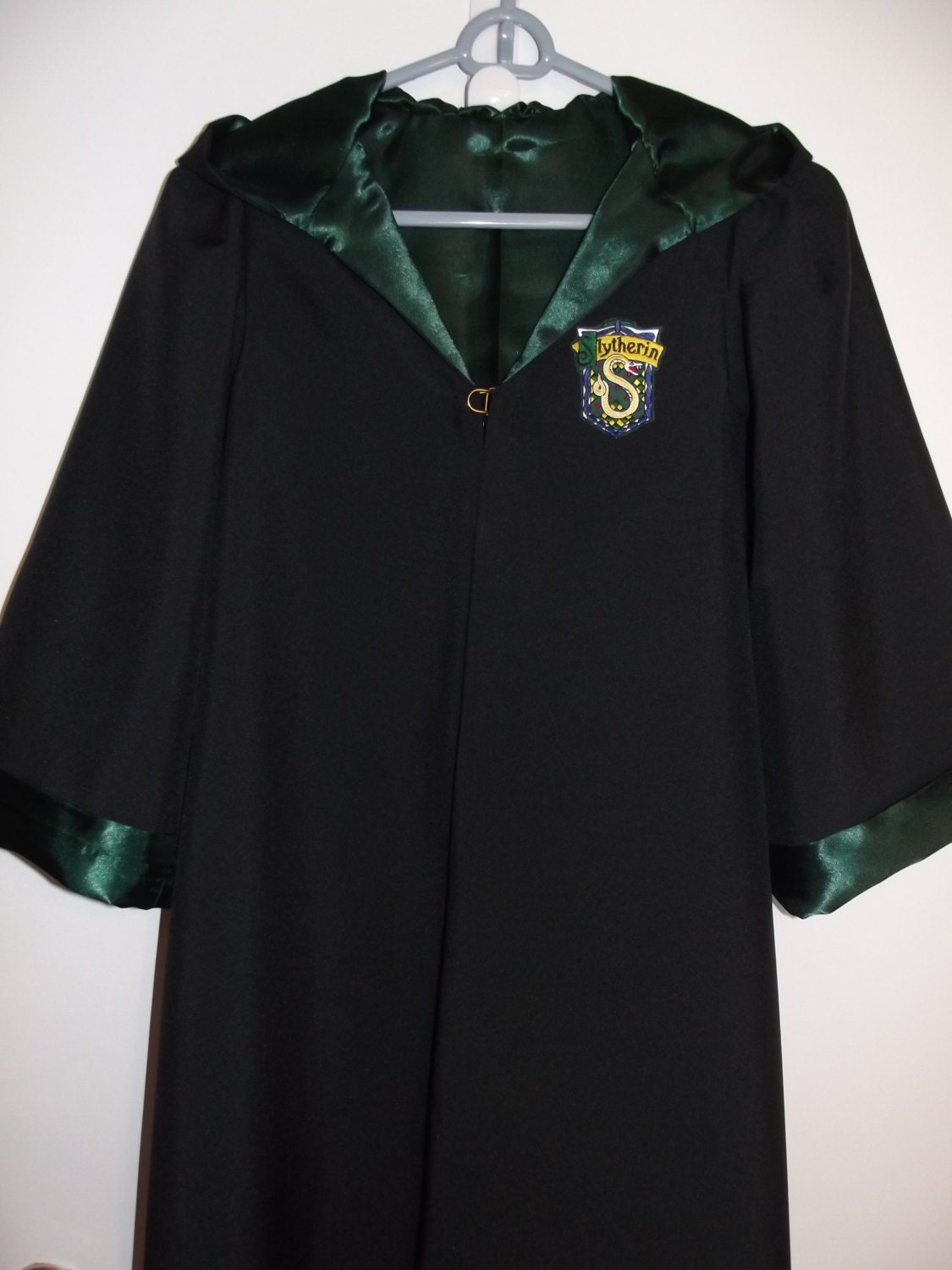 Slytherin Robe Harry Potter inspired size 6-8 with wand