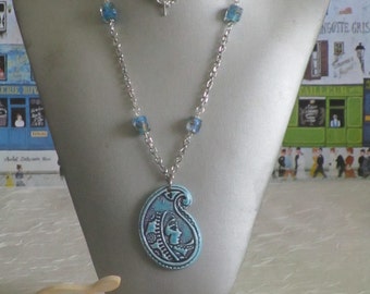 Collier pendentif "Motif Cachemire"