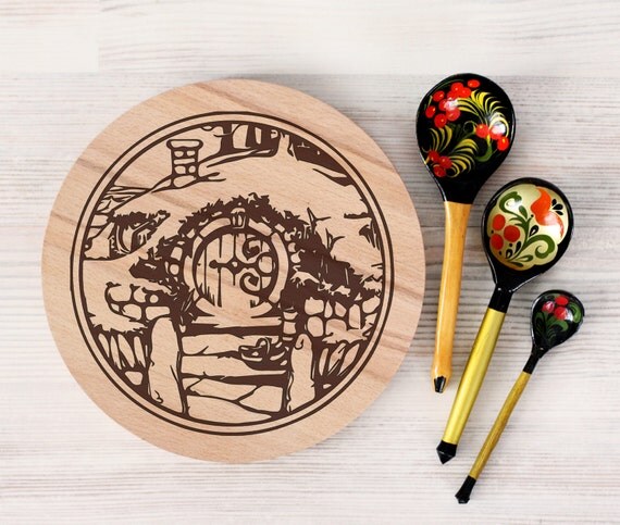 Hobbit door cutting board - Lord of the Rings - Personalized Engraved Cutting Board