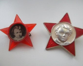 2 type of soviet pin badge pioneer octobrist school sign "Red Star with young Lenin" communism Lenin party propaganda - 100 % original