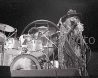 Fleetwood Mac 8X12 Photograph 1977
