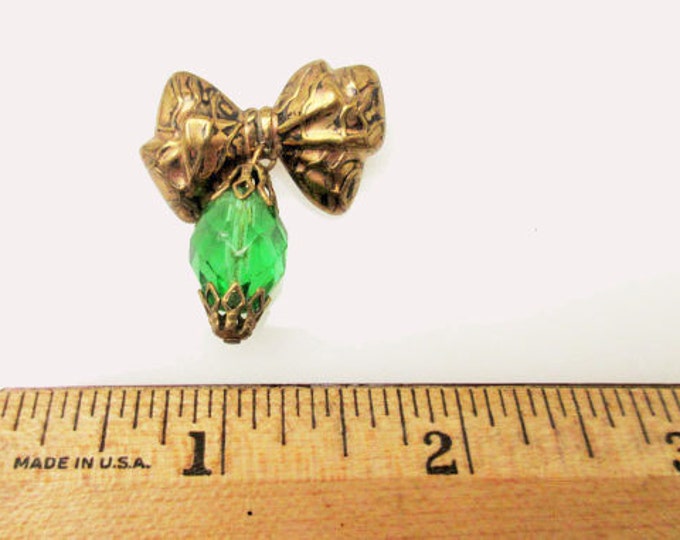 Gold Brass Bow Brooch with dangle green facet glass crystal pin