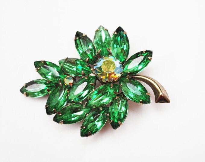 Flower Brooch - Green Rhinestone - Leaf floral - Mid Century Pin