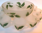 Beautiful Vintage 1950s Holly Leaf Christmas Frosted Punch Bowl with 12 Glasses by Federal Glass