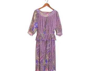 Items similar to Medium Vintage Bohemian Gypsy Hippie Dress / Purple ...
