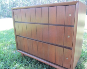 Kroehler Mid Century Cabinet, Danish modern chest, night stand, mid century modern, Wood Cabinet, chest of drawers, Kroehler Custom Crafted
