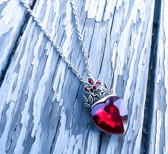 Heart of kingdom ruby necklace Clearance