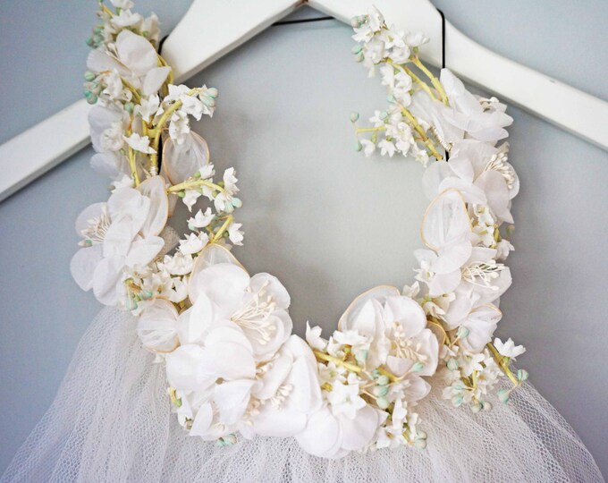 White Bridal Veil, Vintage Boho Flower Crown Veil, Long White Veil, Floral Veil, Wedding Veil, Floral Headband Crown 70s Long Veil Lace Veil