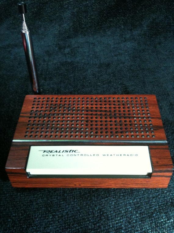 Vintage Realistic Crystal Controlled Weather Radio Retro 70s