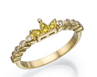 Princess ring-Crown wedding band,Princess crown ring-Gold crown ring 14K Yellow-Promise ring-Multistons ring-Graduate gift-Birthday present