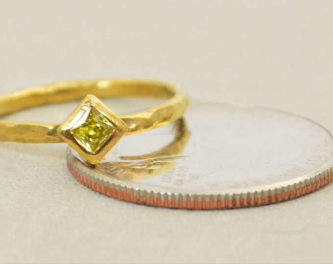 Square Topaz Ring, Topaz Gold Ring, Novembers Birthstone Ring, Square Stone Mothers Ring, Square Stone Ring, Gold Topaz Ring