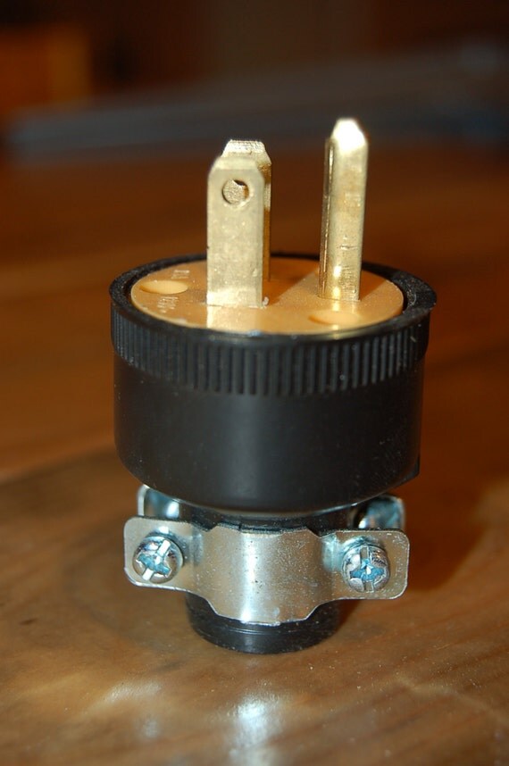 Heavy Duty 3Prong Male Electrical Rubber Plug by PickyPickertons