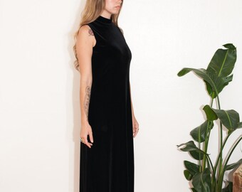 Beeombi Black Turtleneck Long Sleeve Gloved Indlovu Dress main image 1