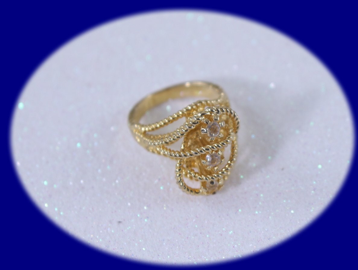 Vintage CZ Ring CZ Gold 18KGE Ring Coctail by IRENESVINTAGEBLING