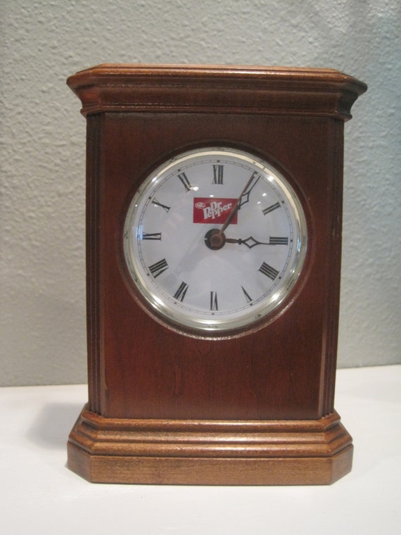 Rare Vintage Dr Pepper Clock Tochigi Tokei Co.Wood